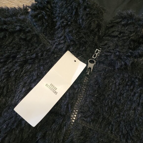 NWT BDG | UO Hooded Cropped Teddy Jacket | Sz. M - Picture 2 of 7